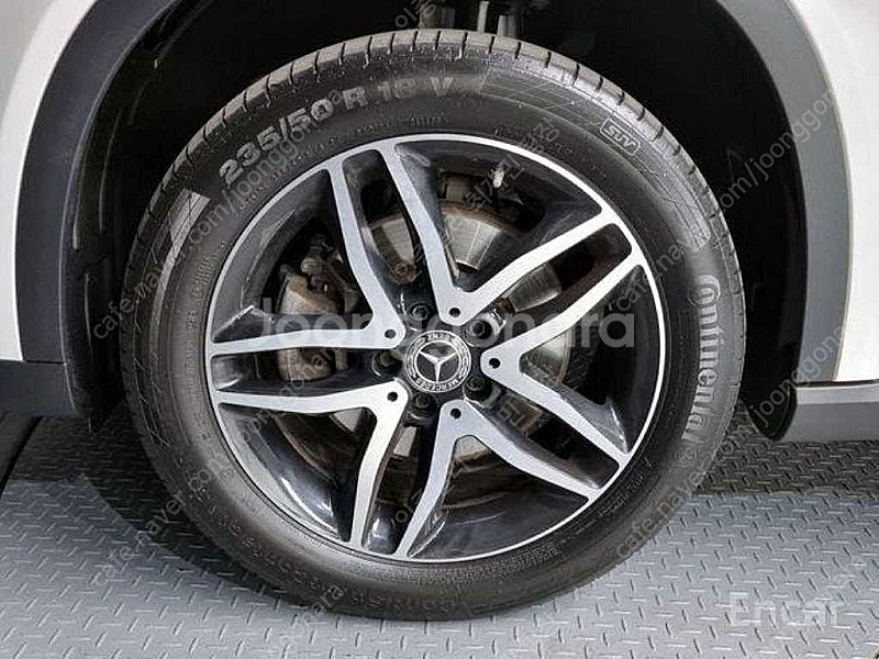 벤츠 GLA 중고 벤츠 GLA클래스 중고 2019년식 37,312km GLA220 수원중고차--5